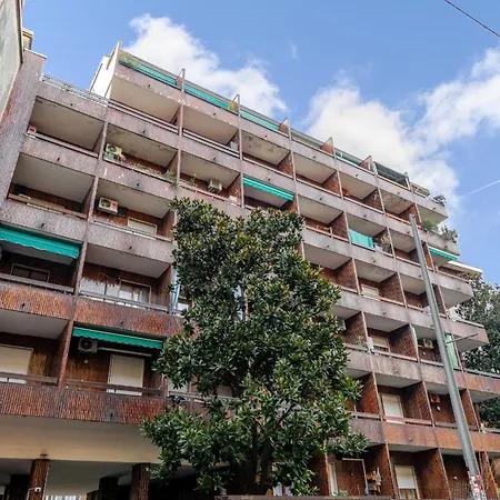 Porta Venezia M1 - Moderno Monolocale In Via Melzo - Ristrutturato * Milano